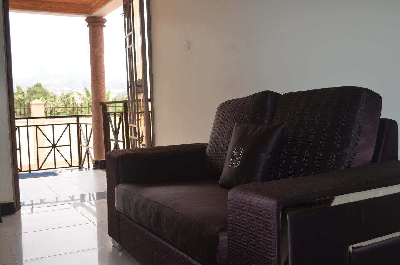 Mt. Zion Hotel Annex Kampala Bagian luar foto
