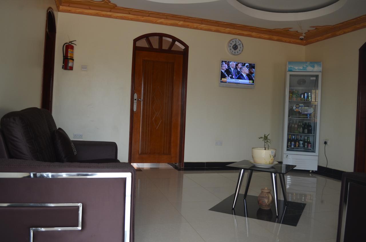 Mt. Zion Hotel Annex Kampala Bagian luar foto